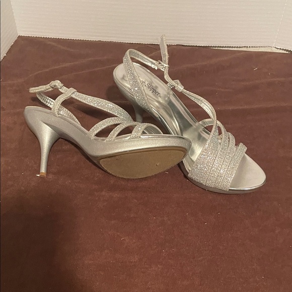 Shimmering Silver Strappy Heels - Picture 1 of 2